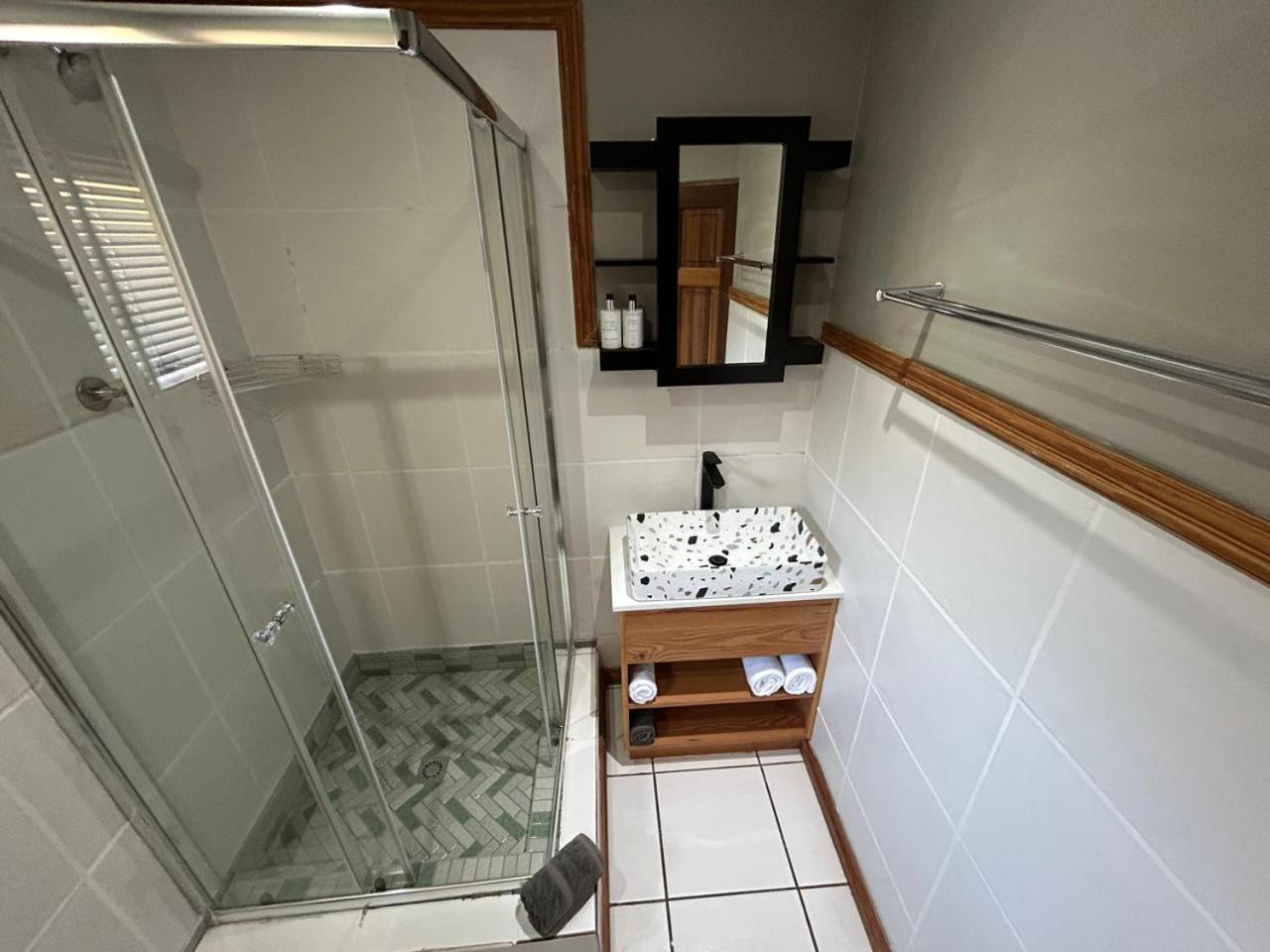 Crisp Guest Rooms Bloemfontein Exterior foto