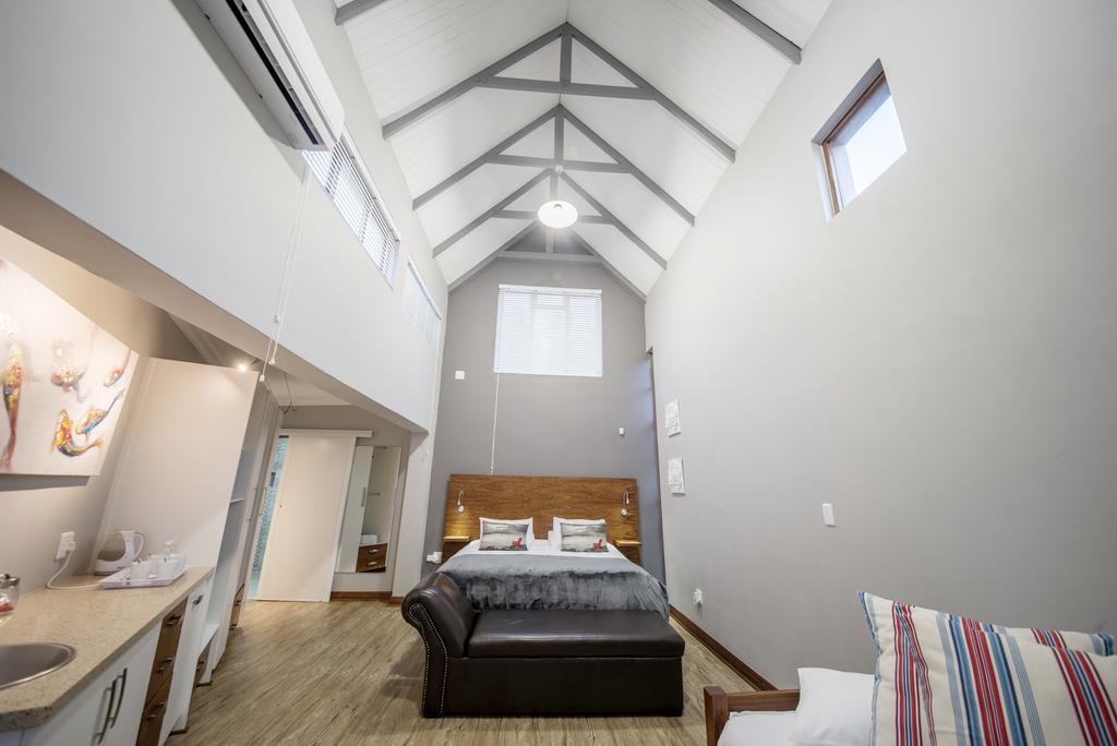 Crisp Guest Rooms Bloemfontein Exterior foto